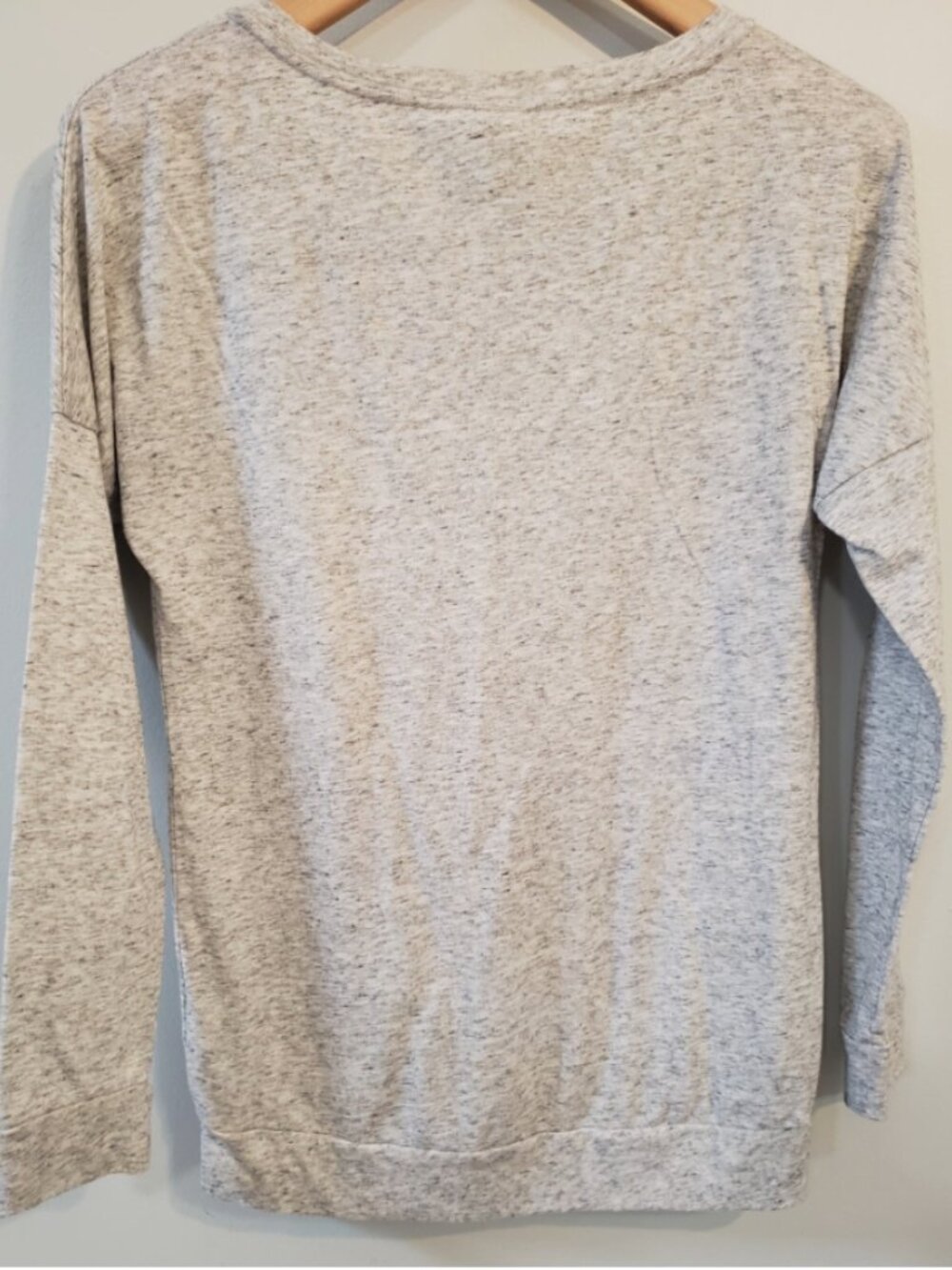 PINK Victoria’s Secret Sweatshirt Womens XS Gray Long Sleeve Cozy Pullover - Picture 3 of 6